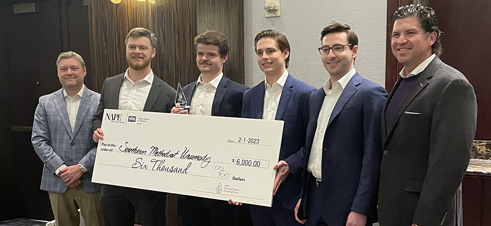 Third place team from SMU with Jason Maloy and TCU President Pullin