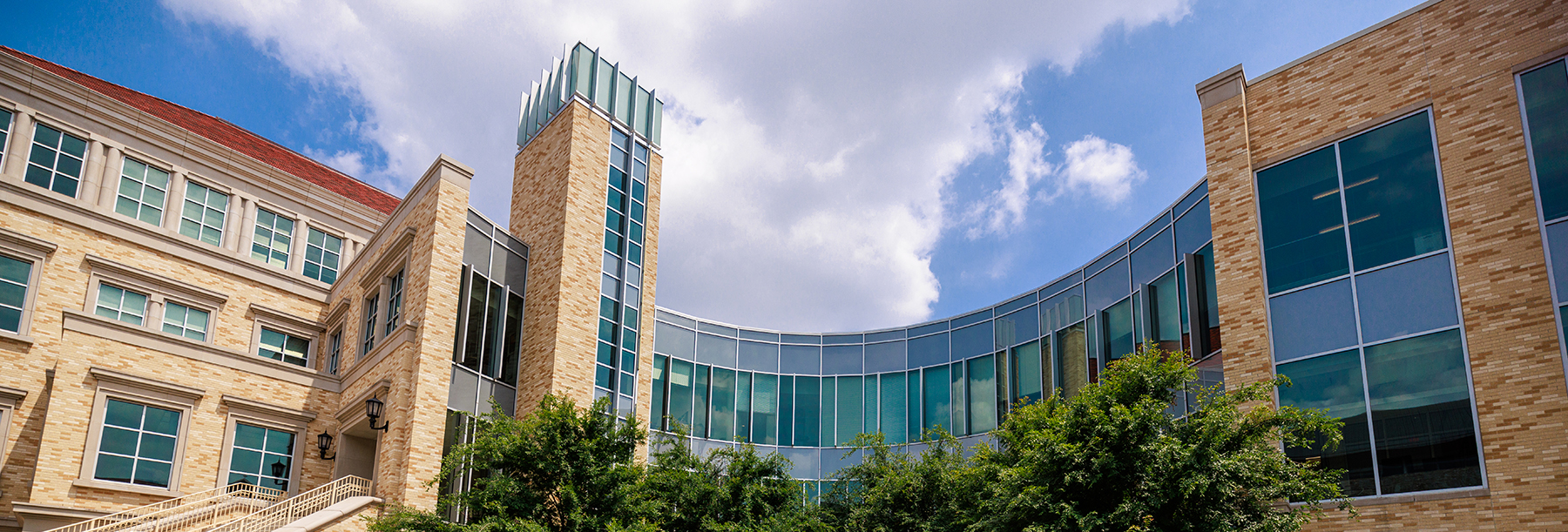 Section Image: Neeley Plaza outside 