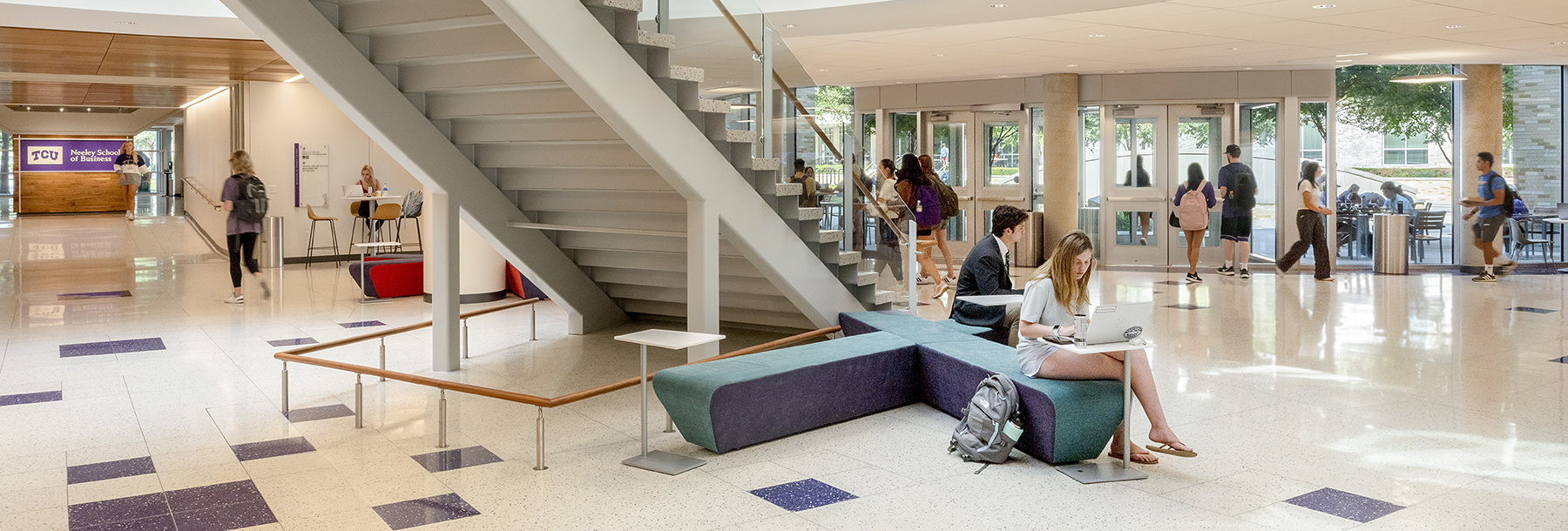 Section Image: Neeley Rotunda-Back View 