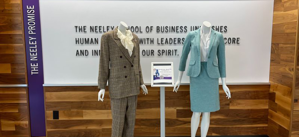 Fashioning Women in Business manneguins