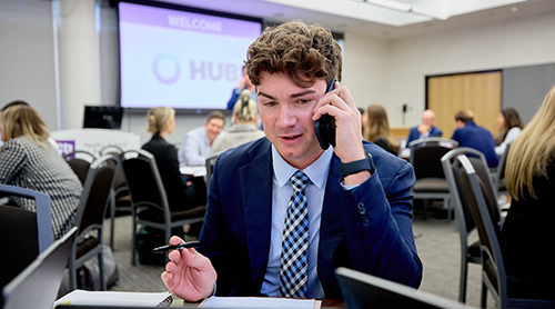 Section Image: Group of Sales Center students and faculty 